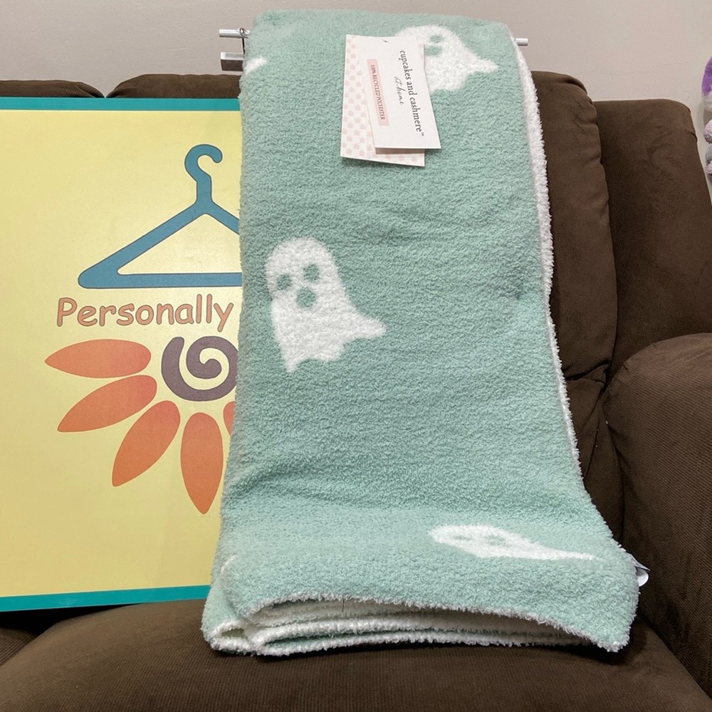 Cupcakes & Cashmere Oversized GHOST Print Throw